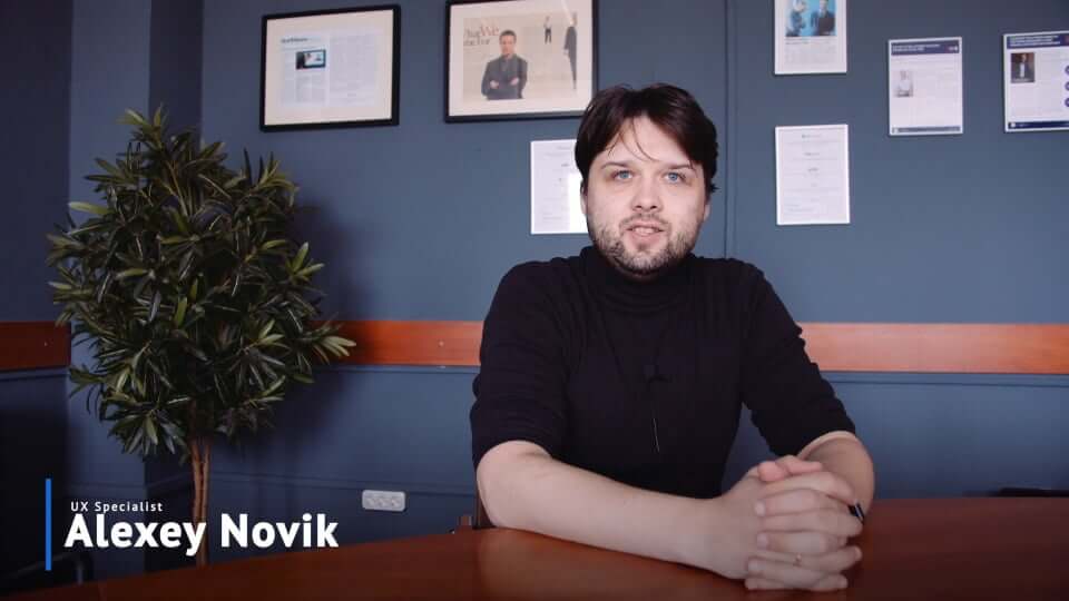 Дизайнер интерфейсов приложений Алексей